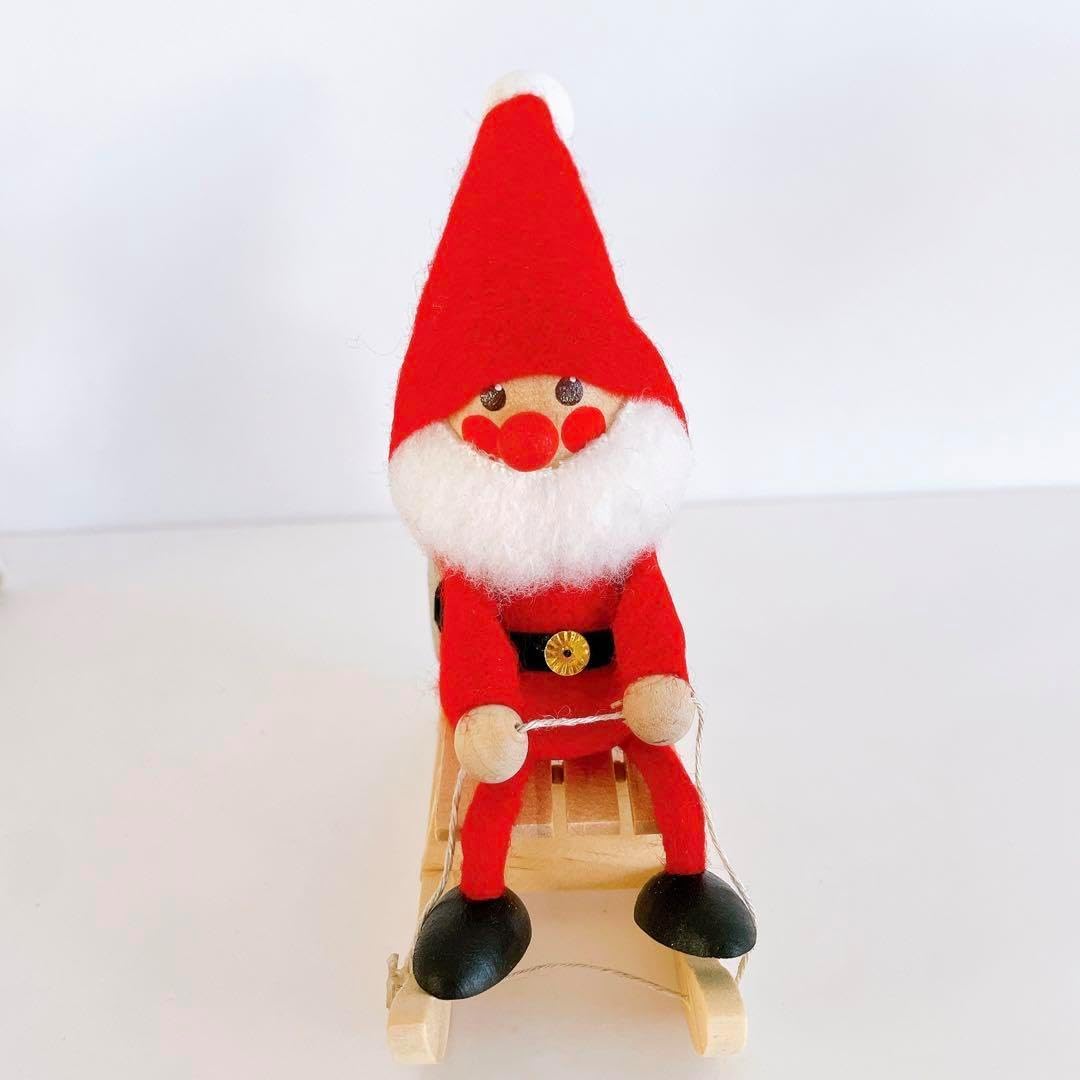 赤いサンタクロース ノルディカニッセ ソリに乗ったサンタ NORDIKA nisse（ノルディカ