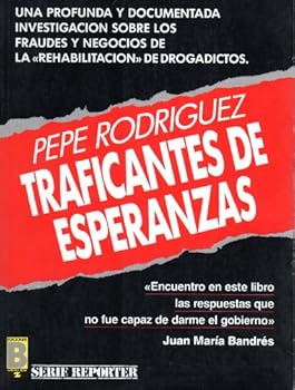 Paperback Traficantes de esperanzas (Serie Reporter) (Spanish Edition) [Spanish] Book