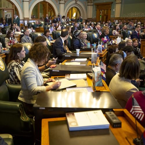 Should Colorado lawmakers get a raise? It&rsquo;s a politically thorny topic