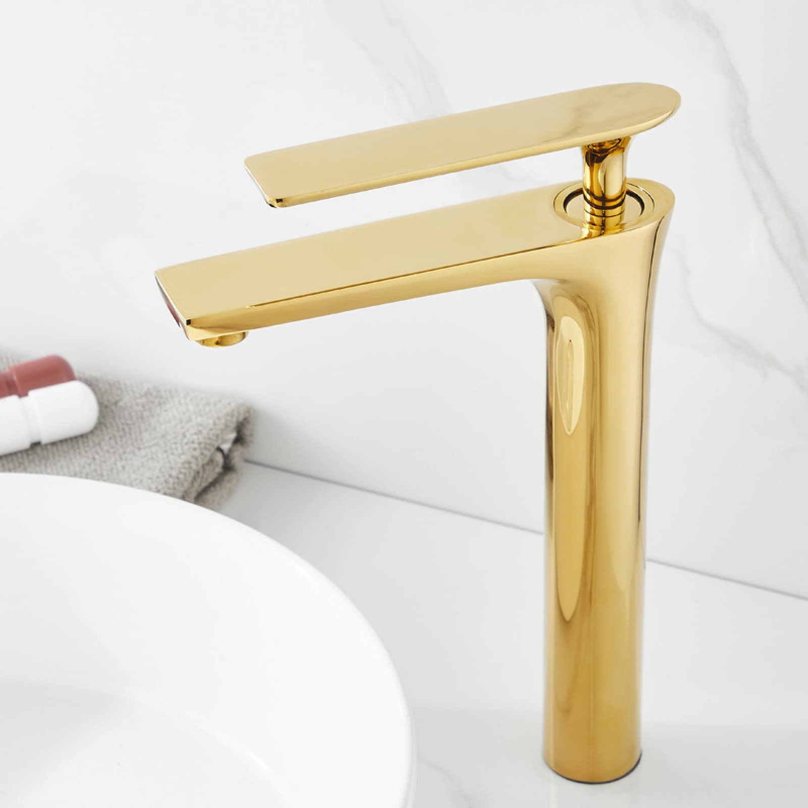 Robinet eau chaude et froide monotrou à poignée unique pour lavabo