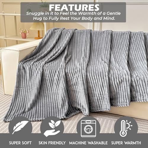 Couverture chaude LSC pour vos soirées cocooning devant la télé sur le canapé