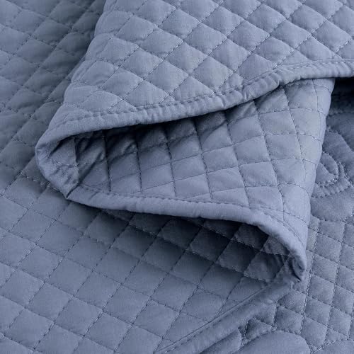 Image of EVENHUG Oversized King Bedspreads California King Quilt Set with Pillow Shams Extra Wide Large King Size Quilts Lightweight Coverlet Bedding Sets Blue 120 inchx128 inch