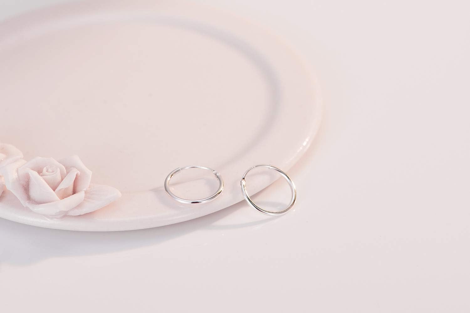Minimalist Thin Endless Hoop Earrings Sterling Silver 925 Simple Small Cartilage Huggie Hoops Tragus Earring Ear Piercing Nose Rings Studs 14mm 16mm 18mm 20mm Fashion Jewelry for Women Men BFF