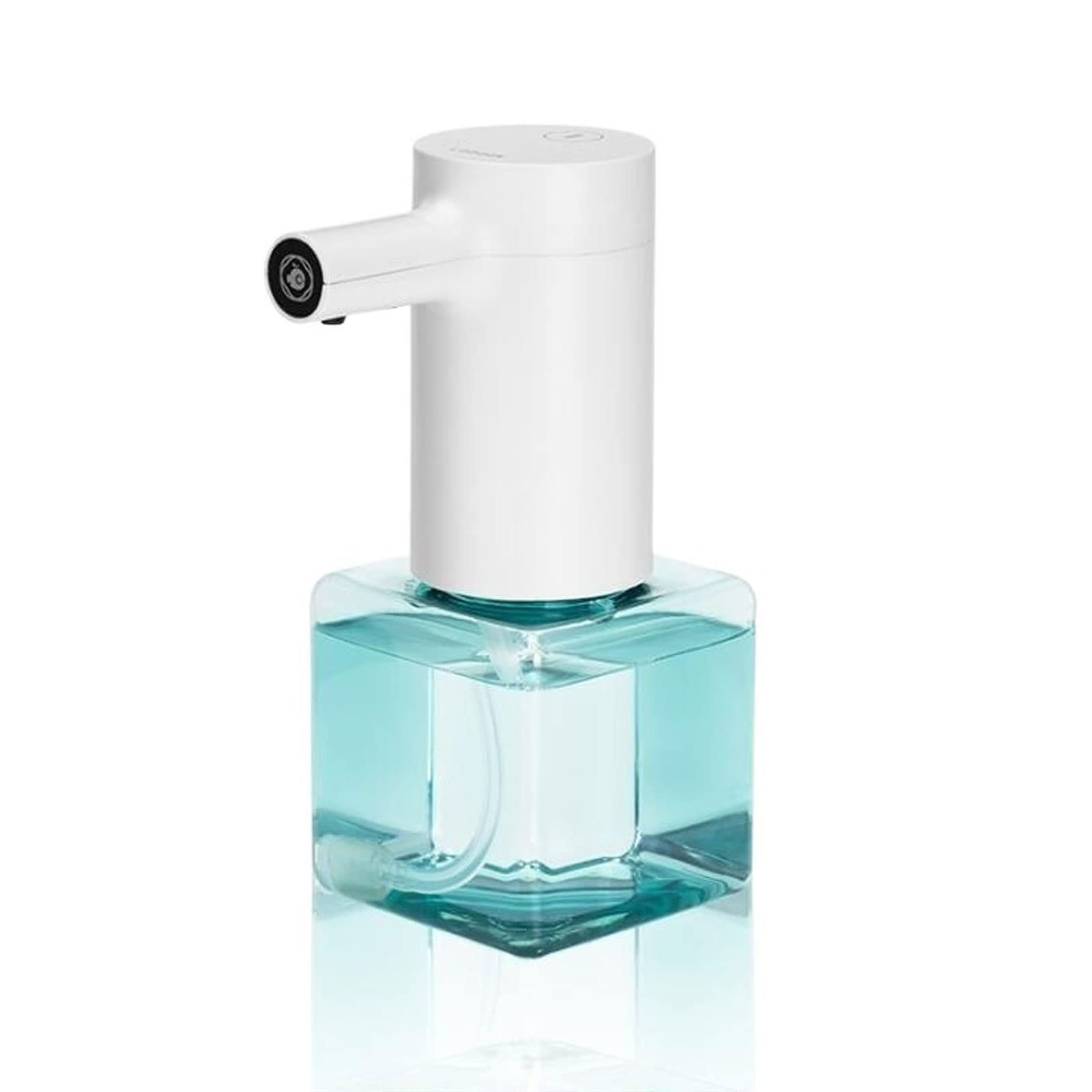 Distributeur automatique de savon pour laver les mains des enfants dans la salle de bain