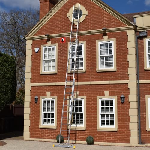 BPS Trade Master Pro 3 Section Extension Ladder | 7.96m / 26.11FT Aluminium Ladders | 150KG Load Capacity, Integral Stabiliser, Auto-Locking, Non-Slip Rubber Feet 4 BPS Trade Master Pro 3 Section Extension Ladder | 7.96m / 26.11FT Aluminium Ladders | 150KG Load Capacity, Integral Stabiliser, Auto-Locking, Non-Slip Rubber Feet - Image 4