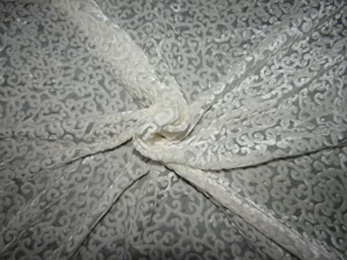 Tissu velours dévoré blanc ivoire Devore 10237 de 111,8 cm de large pour couture