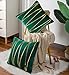 Hanrunsi Housse de Coussin 40 x 40 Vert Lot de 2 Velours Vert avec Lignes Dorées Coussins de Canapé Décoratifs 40 X 40 Cm Taie d'oreiller en Velours Doux pour Coussins de Canapé Salon Chambre