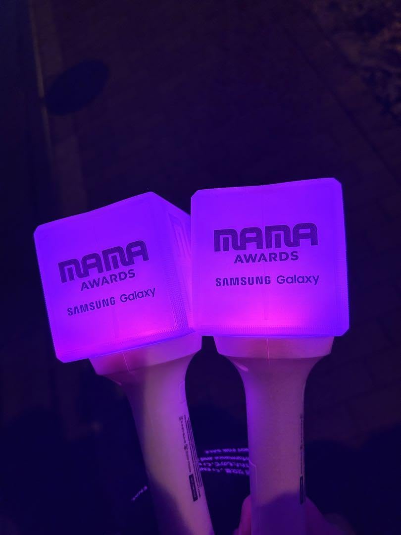 Amazon.co.jp: MAMA AWARDS 2023 ペンライト 2本 : 産業・研究