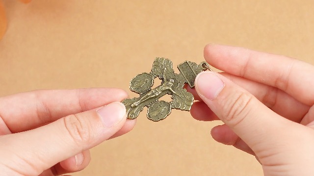 Amazon.com: Loetere 30 Pcs Catholic Crucifix for Rosary Making