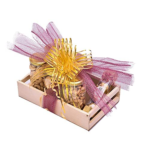 Image of NUTRI MIRACLE Raksha Bandhan Dry Fruit & Nut Gifts With Rakhis For Brother N Family,Cashews,Almonds,Raisins,Pistachios,Cookies,550gm