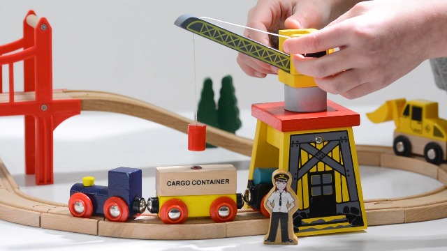 Amazon.com: Play22 Wooden Train Set Toddler Toys - 38 Pieces