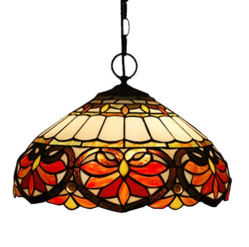 Trois lumières vintage de plafond pour illuminer un îlot de cuisine