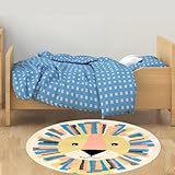 Le tapis moderne à poils courts est lavable et facile à nettoyer. Les tapis protègent les sols en bois et ajoutent une atmosphère décorative aux meubles.