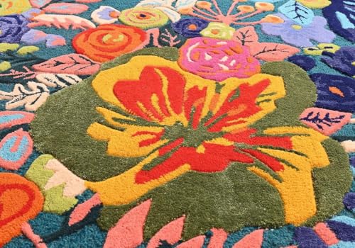 Image of Handmade Woolen Carpet Irregular Shape for Living Room Size 6x8 ft