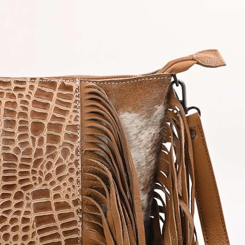 Cowgirl Crossbody Handbag - Cowhide and Alligator Leather with Fringes2
