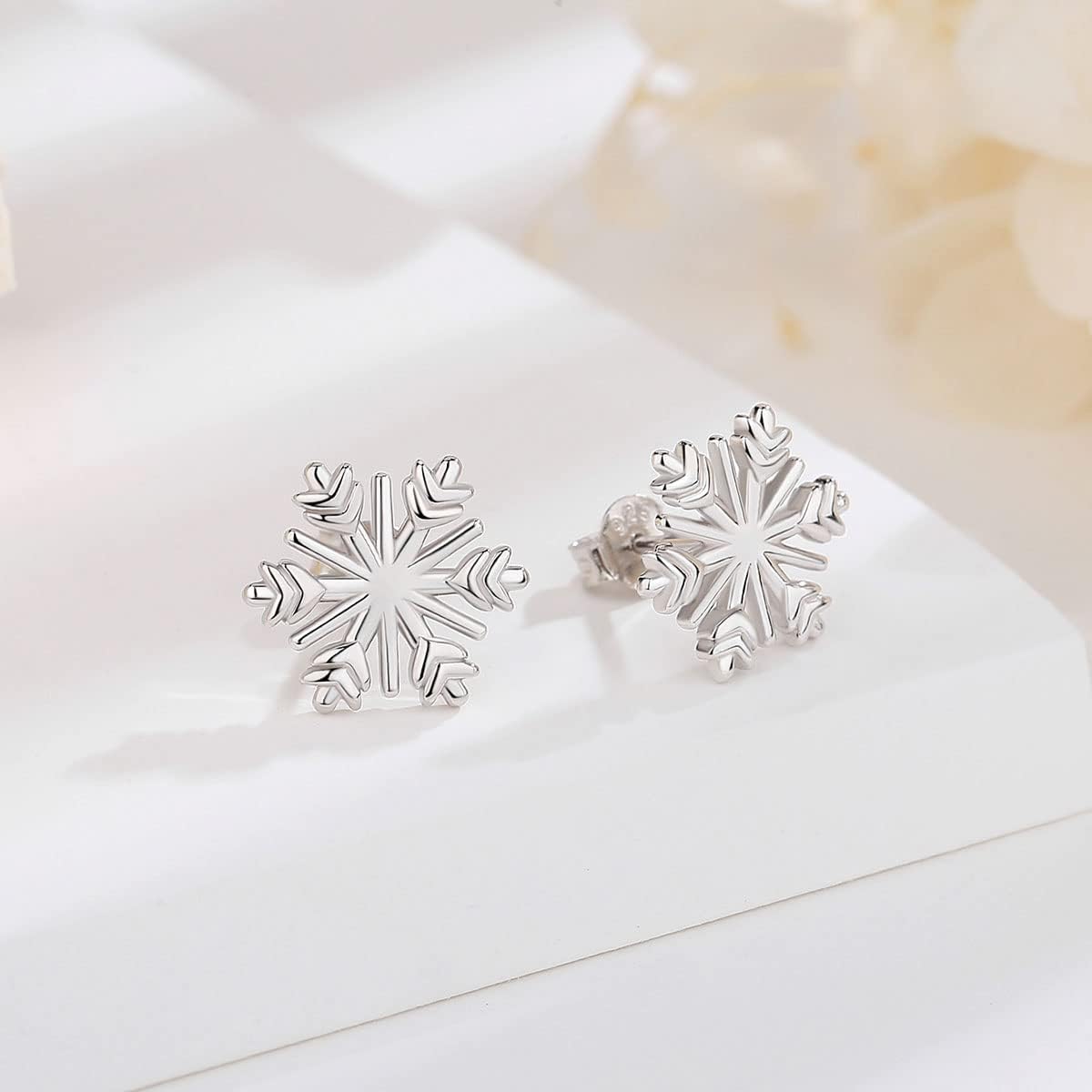 EUDORA Snowflake Earrings Sterling Silver for Women, 18K Gold-Plated Sterling Silver Christmas Snowflake Dangle Drop Earrings Winter Holiday Jewelry Gifts for Womens Snowflakes Lover