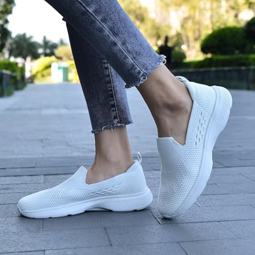poemlady Walking Shoes Women Slip On Sneakers Knit Lightweight Comfortable Breathable Nurse Shoes for Work Travel4
