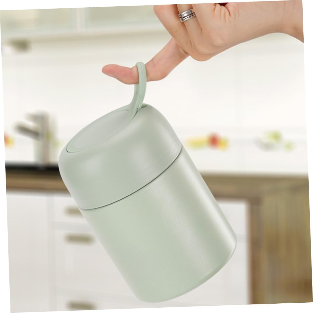 Insulated Food Jar 500ml Leakproof Portable Soup Cup with Foldable Spoon Green Vacuum Thermal Lunch Container for Students and Office Use