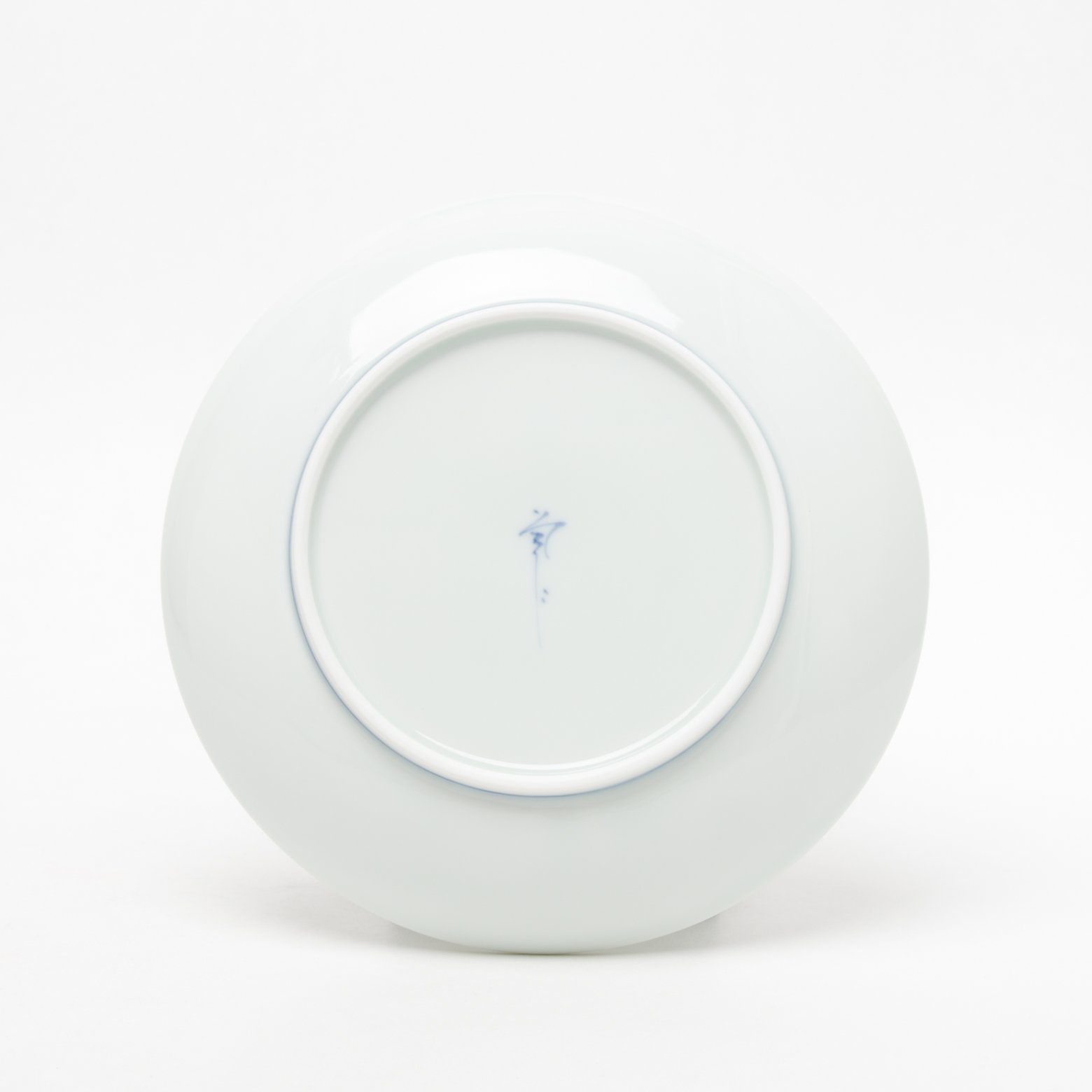 Amazon｜有田焼 染付 凡唐草 5寸多用皿 15cm そうた窯 sta0496｜小皿