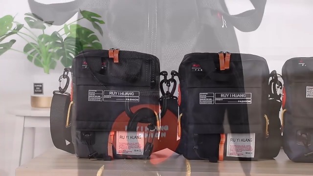 Amazon | [XGOPTS] ショルダーバッグ ボディバッグ メンズ レディース  