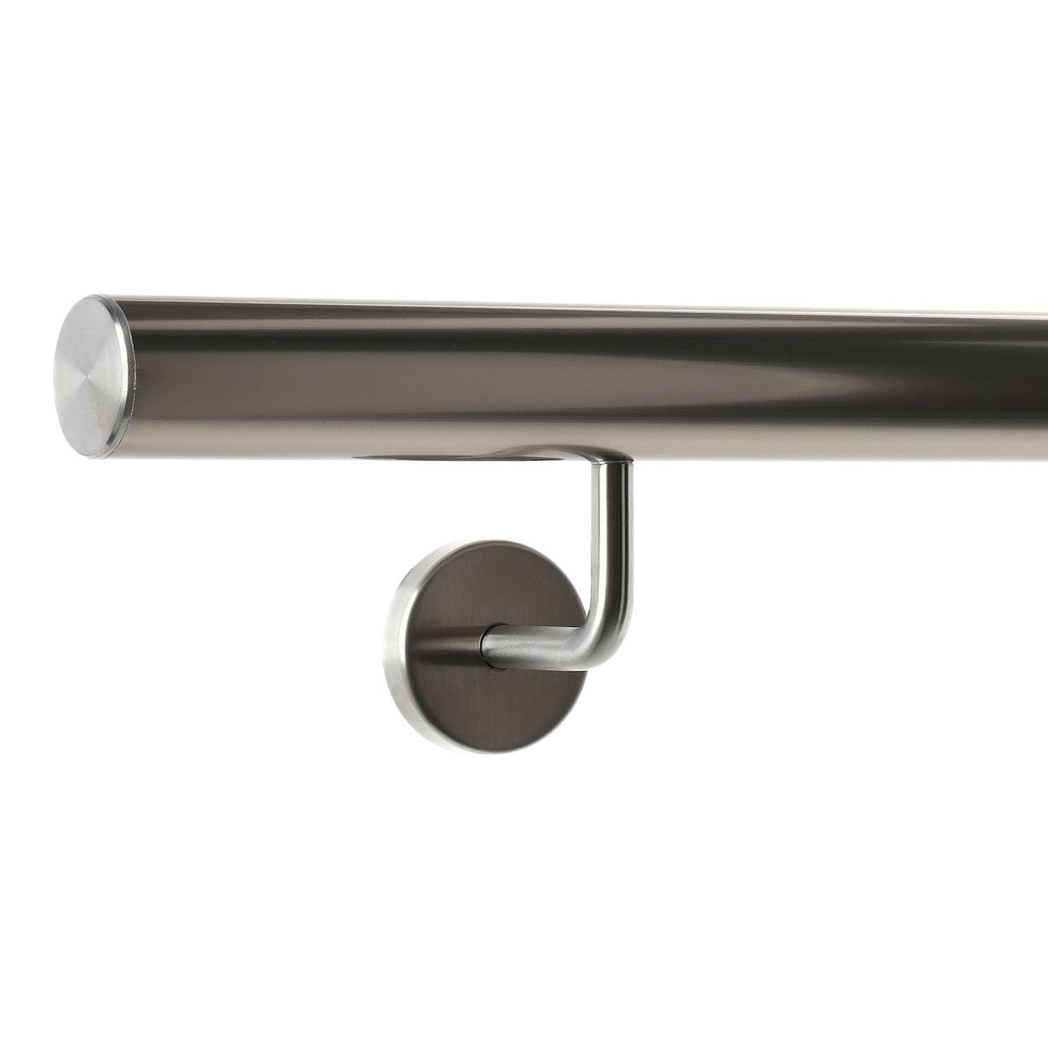 Main courante 180 cm aspect inox pour sécuriser l'escalier de la maison