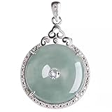 pendentif jade jadeite La taille du pendentif du collier est de 36,8 mm x 23,6 mm et son poids est d'environ 6 g. Convient à tout le monde. Étant donné qu'il s'agit d'une jadéite naturelle de type A, étant fabriquée à la main, la taille et la couleur de chaque pendentif peuvent varier légèrement.