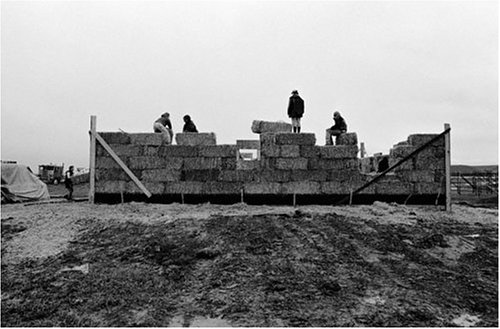 Building a Straw Bale House: The Red Feather Construction Handbook - Image 6
