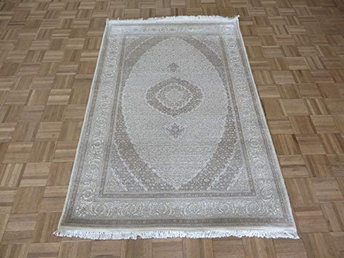 Oriental Rug Galaxy Hand Knotted Beige Mahi Tabriz with Wool & Silk Oriental Rug (4' x 6'1") - 4' x 6'1"