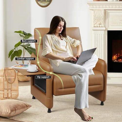 Sillón tapizado marrón con reposabrazos y mesa lateral miniatura 4