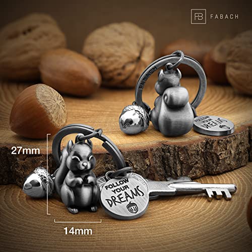 FABACH Eichhörnchen Schlüsselanhänger Skippy mit Gravur - Niedlicher Eichhörnchen Schlüsselanhänger - Eichhörnchen Glücksbringer als Motivation Geschenk für Freundin - Follow your Dreams
