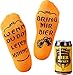 Produktbild Geschenk für Männer, Socken mit Spruch auf der Sohle, WENN DU DAS LESEN KANNST BRING MIR B!ER, lustige Socken als Geburtstagsgeschenk,Vatertagsgeschenk(orange)