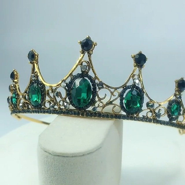 Vintage Crystal Tiara and Crown for Women and Girls Princess