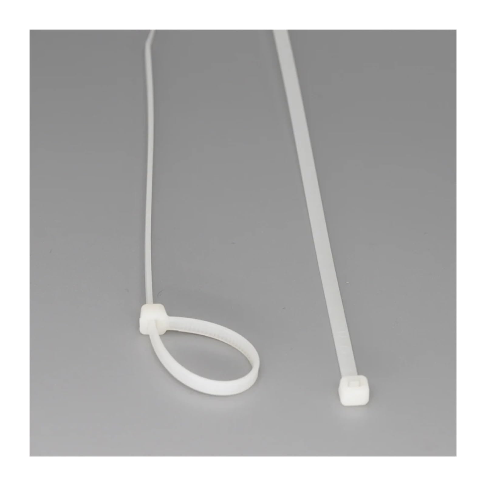 Bridas de nailon autoblocantes de plástico, organizador con cremallera de 100 piezas(White,W8.8xL500mm)