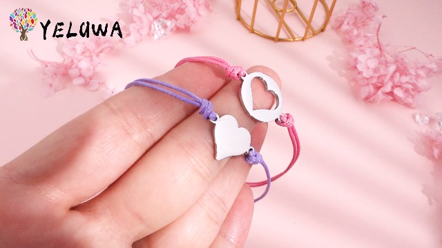 YELUWA 2 Pcs Mother Daughter/Son Heart Bracelets Set - Back To School Gift With Gift Box & Wish Card