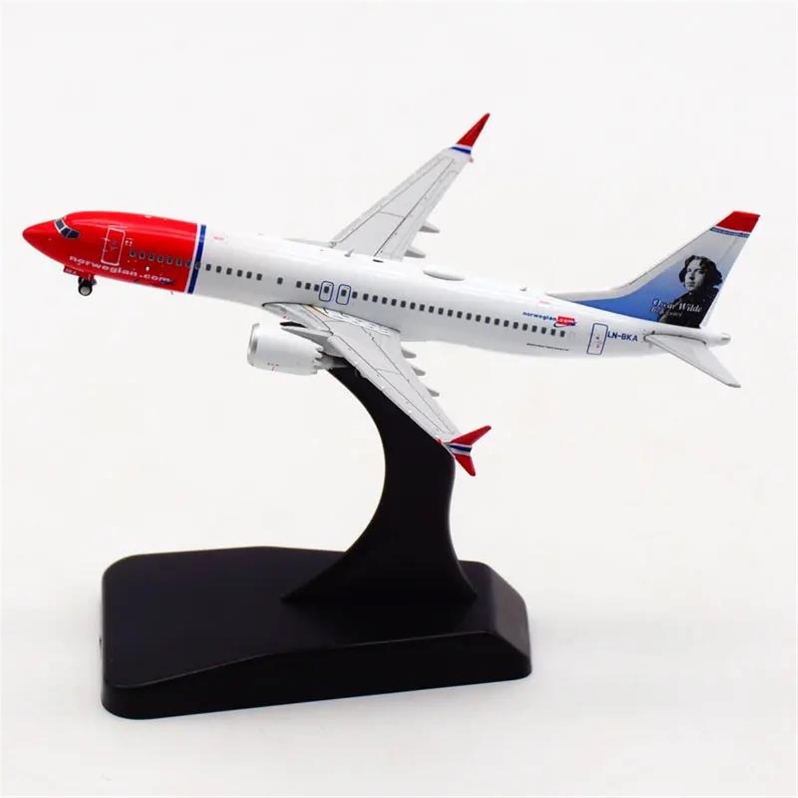 Modello di Aereo in Scala 1:400 B737-8MAX LN-BKA per Norwegian Airways Diecast Modello statico in Metallo Modello di visualizzazione Kit Modello di Aereo in Scala