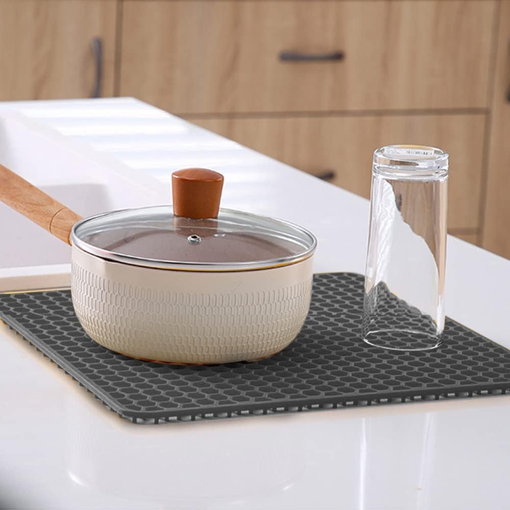 Tappetino per Lavello in Silicone 34,5 cm x 34,5 cm Tappetini per lavello da Cucina con Foro di Scarico Protezione Tappetino per lavello con Spazzola per la pulizia di frutta e verdura