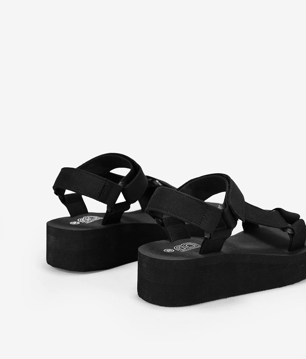 BOSANOVA Sandalias Deportivas confeccionadas en Material Textil con Detalle de Tiras reguladoras en el Empeine con Plataforma en Goma eva. Cierre fácil. Calzado para Mujer