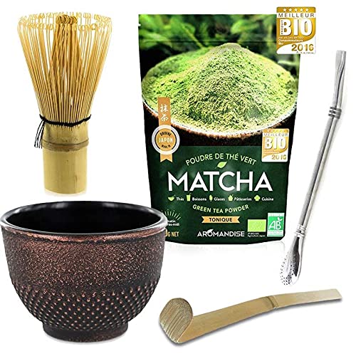 Idée cadeau matcha complet : coffret avec fouet, cuillère en bambou et tasse violette