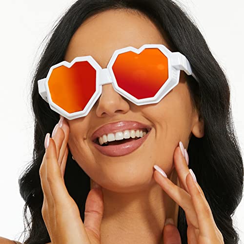 Image of laureles 2Pack Heart Shaped Goggle Y2K Sunglasses Women Fashion One Piece Oversized Love Sun Glasses Men