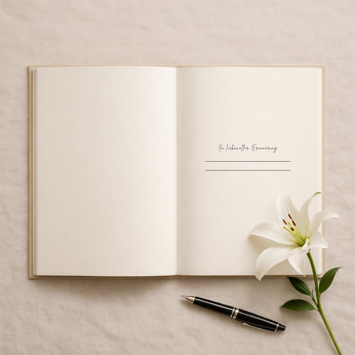 In liebevoller Erinnerung Kondolenzbuch zur Trauerfeier: Hardcover Hochwertiges Gedenkbuch im A4-Format, 100 Leerseiten für Beileidsbekundungen