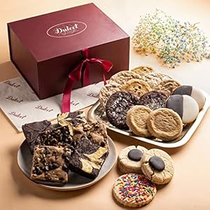 Dulcet Gift Baskets Oven Fresh Cookie and Fudge Brownie Party Gift Basket Great Gift for the Holidays, Friends Him, Her, Mom, Dad, Corporate Gifting, Family & Birthday Celebration