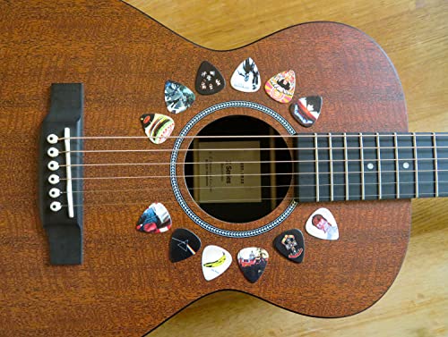 12 X Classic Albums Guitar Pick Set. Guitar Plectrums For Every Guitarist. Double Sided Printing. Picks Sized 0.46, 0.71, 0.81, 0.88, 0.96 And 1.2 Mm Included (Set 1) #TOP4