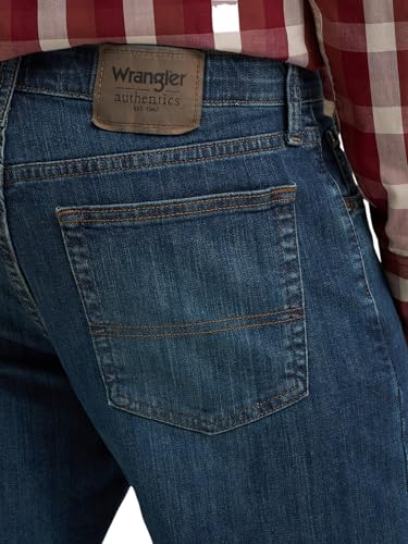 Image of Wrangler Authentics Men's Regular Fit Comfort Flex Waist Jean