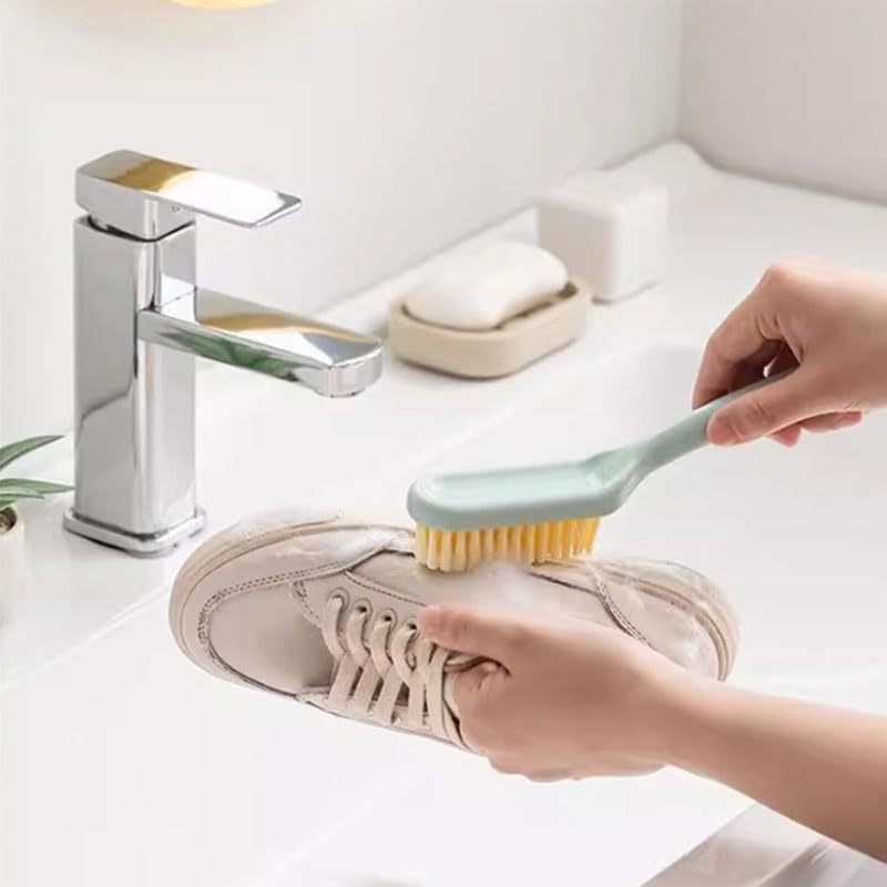 Colorful Long Handled Shoe Brush Plastic Wall Hanging Soft Bristles Does Not Damage Shoes