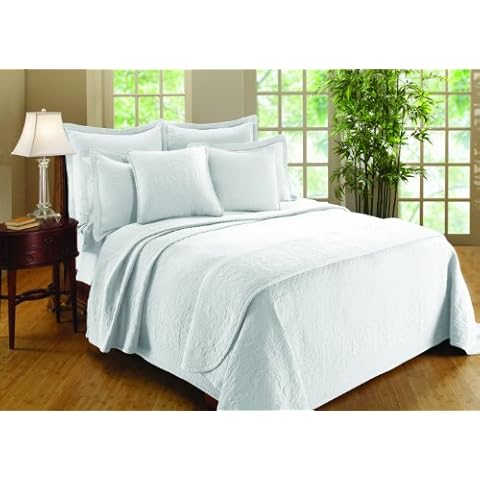 Royal Heritage Home Williamsburg William and Mary Matelasse Twin Bedspread, White Cover