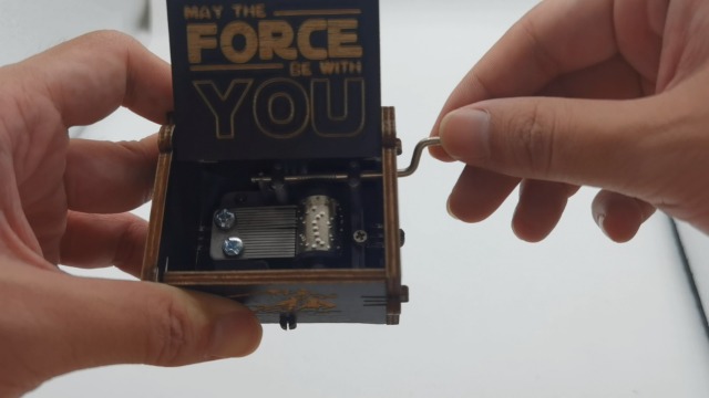 Amazon.com: Star Warss music box, wooden hand crank music box