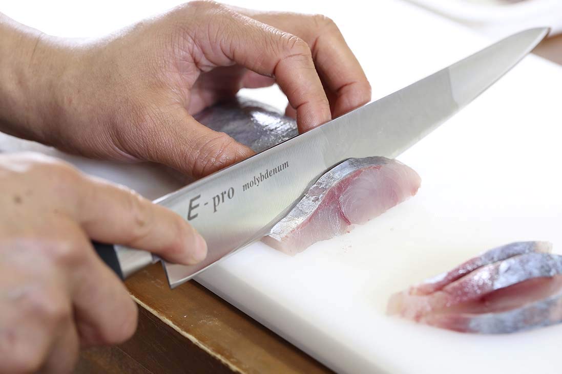 Amazon｜EBM E-PRO モリブデン 筋引 24cm｜特殊包丁 オンライン通販