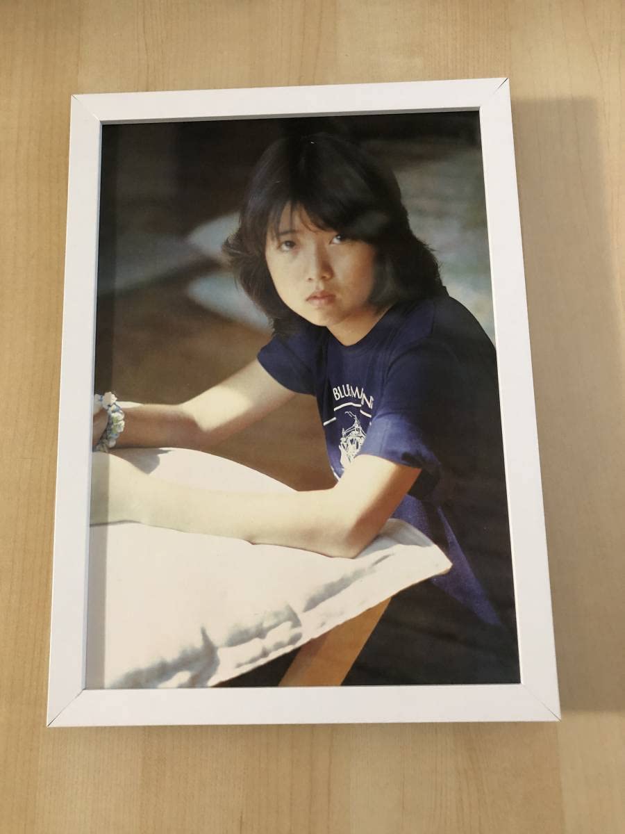 Amazon.co.jp: 額装品 伊藤つかさ グラビア 貴重写真 A4サイズ額入り