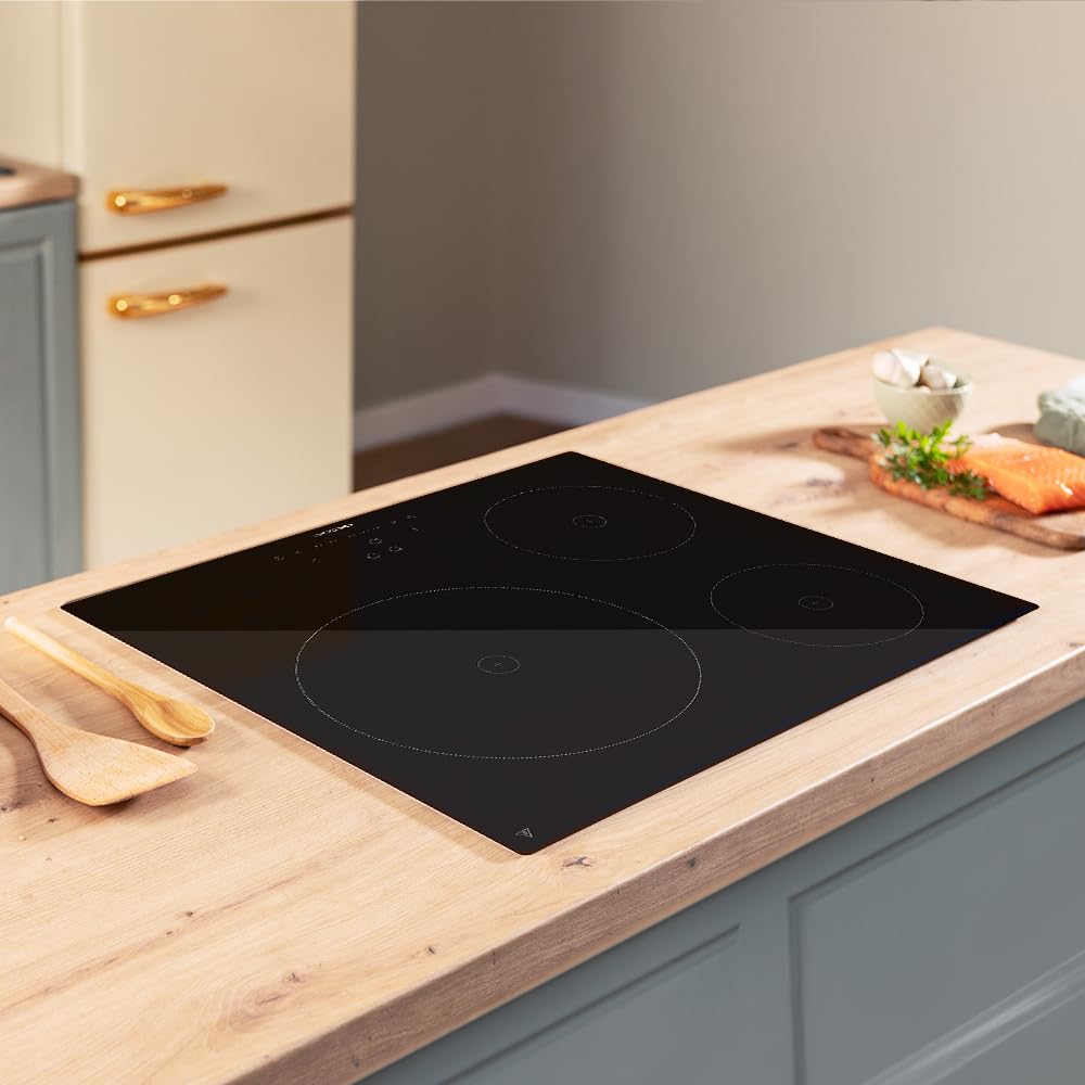 Cecotec Piastra a induzione 3 fuochi Bolero Squad I 3200. Potenica Max 7200 W con 9 Livelli di Potenza, Booster Function, Invisible Touch Slider Control, Blocco per Bambini
