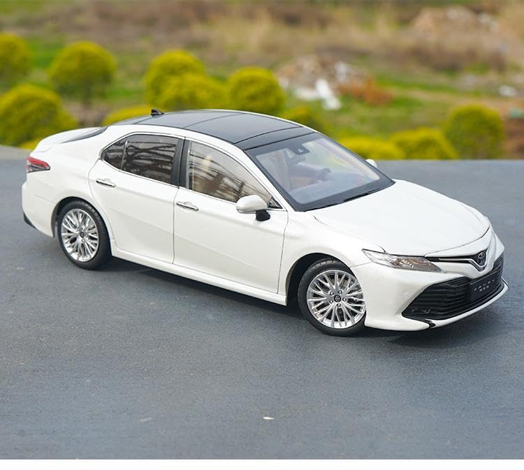 Amazon.co.jp: ミニカー 1/18 トヨタ カムリ CAMRY 2018